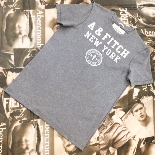 Abercrombie&Fitch　MENS　Ｔシャツ　Ｍサイズ