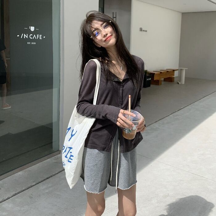 スプリング長袖スリーブラウンドネックソリッド カラーギャザーショーツ ロング 春物 ブルマー Oネック Tシャツ ソリッドカラー モンロー22145092355