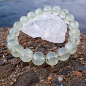 プレナイト 10ミリ珠 内周15.5センチ プレナイト 10ミリ珠 内周15.5センチ