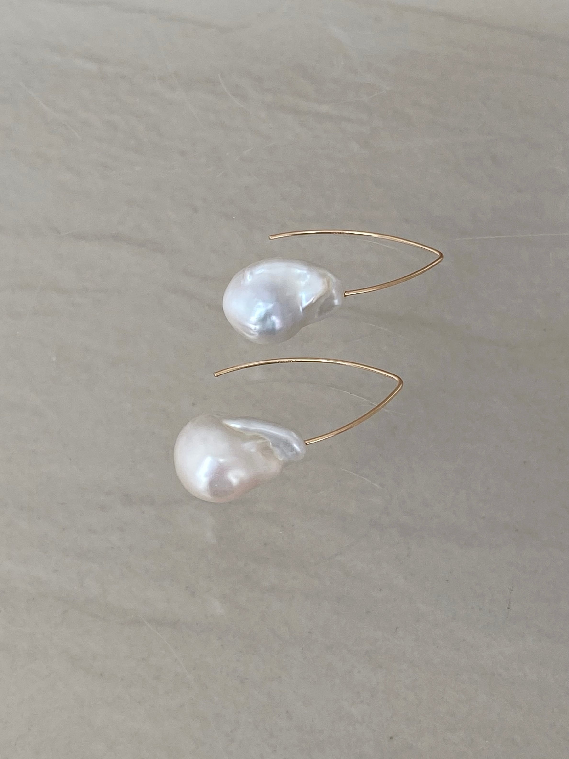 hook pearl earrings