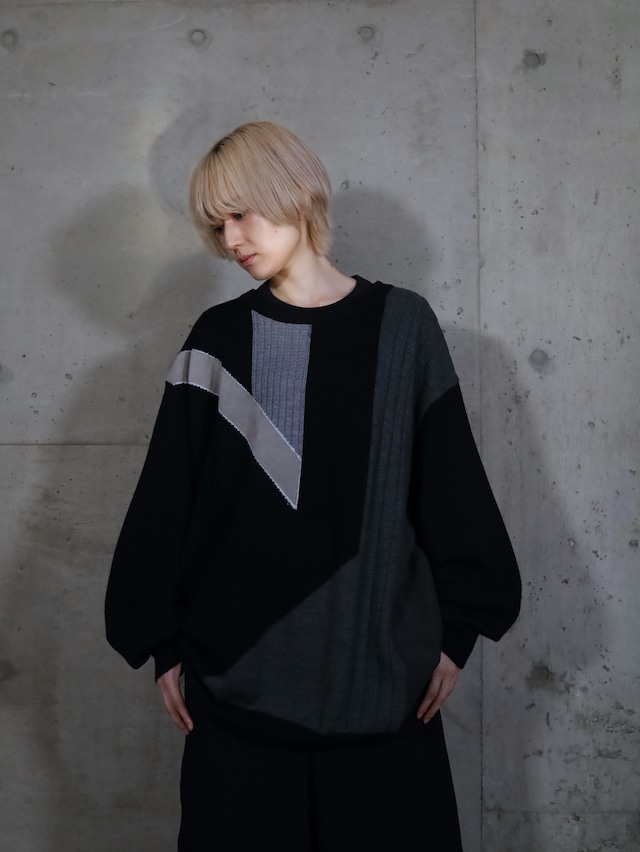 over silhouette panel switching design knit sweater