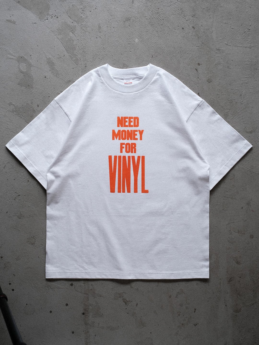 "NEED MONEY FOR VINYL" tee / 2color