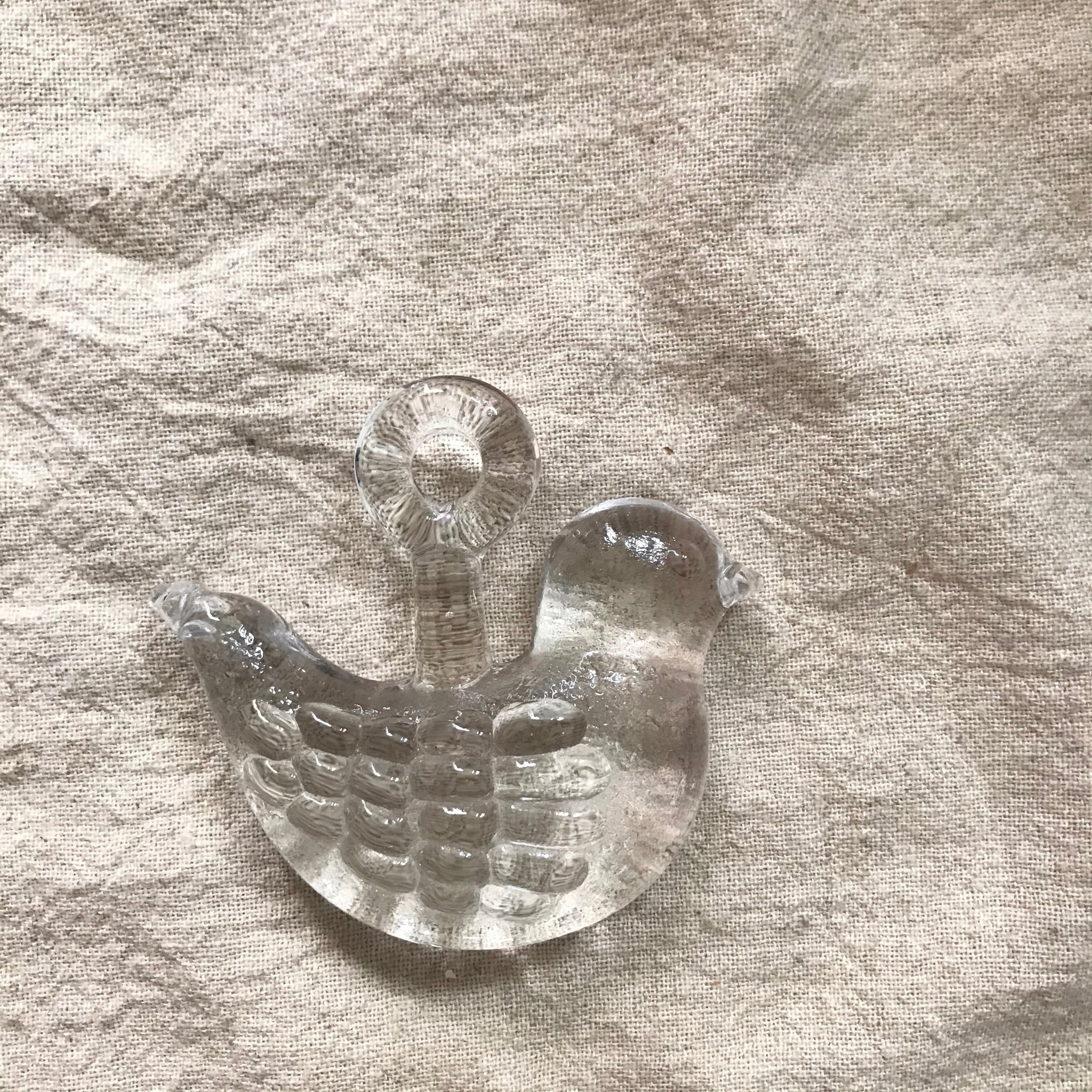 ガラスの鳥のオーナメント
