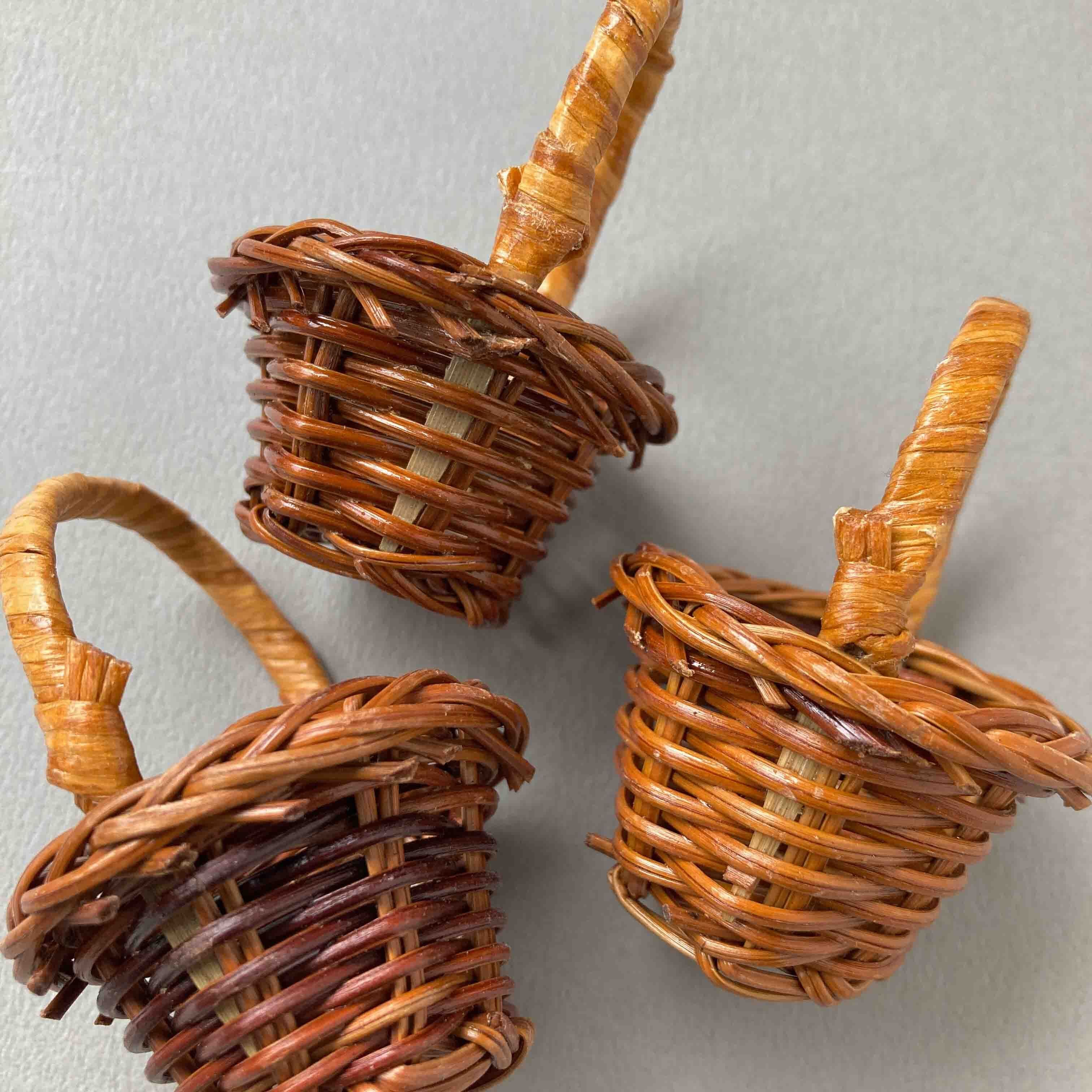 再入荷〉ミニチュア ラタンのかごバッグ | Dua-アクセサリーパーツショップ