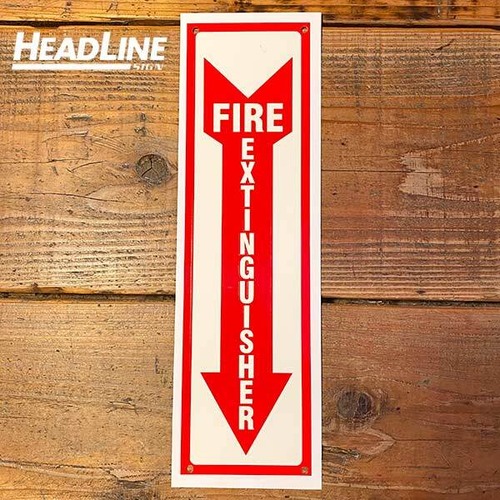 FIRE EXTINGUISHER GLOW IN THE DARK 消火器サイン 蓄光 サインプレート HEAD LINE SIGN アメリカ ディスプレイ ガレージ 店舗 インテリア
