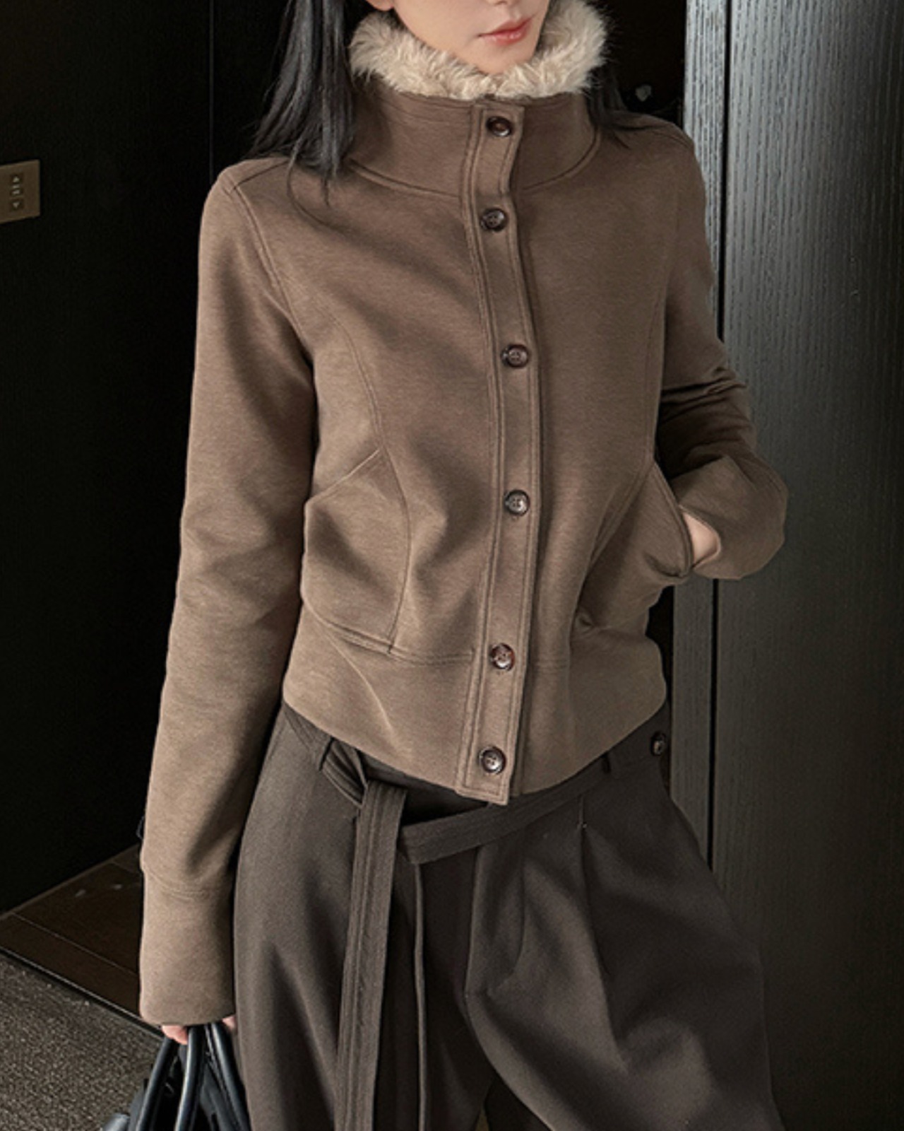 ハイネックフェイクファーニットジャケット A0735 - 2