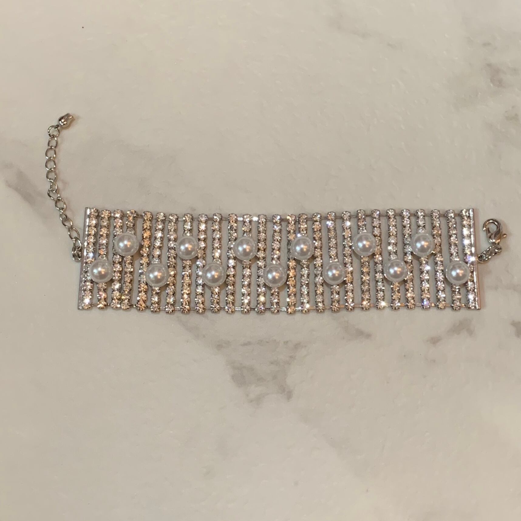 パール幅広ブレスレット