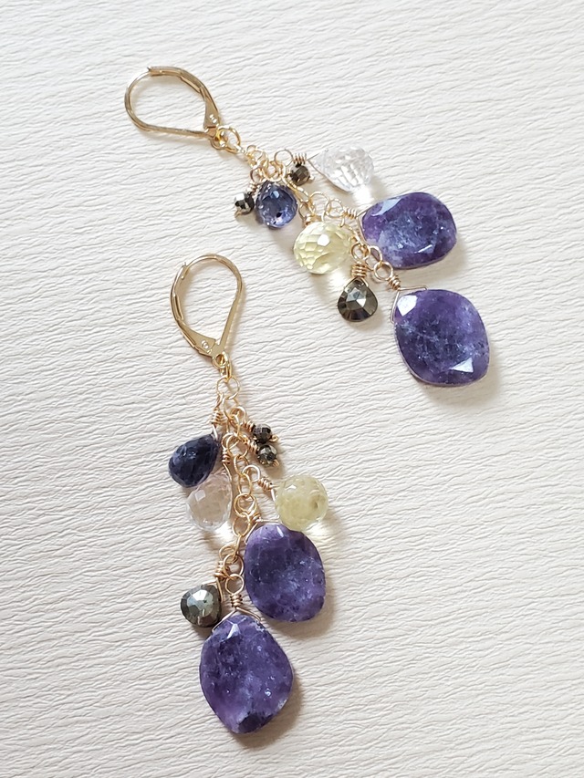 Hanakokko sui 「葡萄果実飲料」ピアス/イヤリング 送料無料