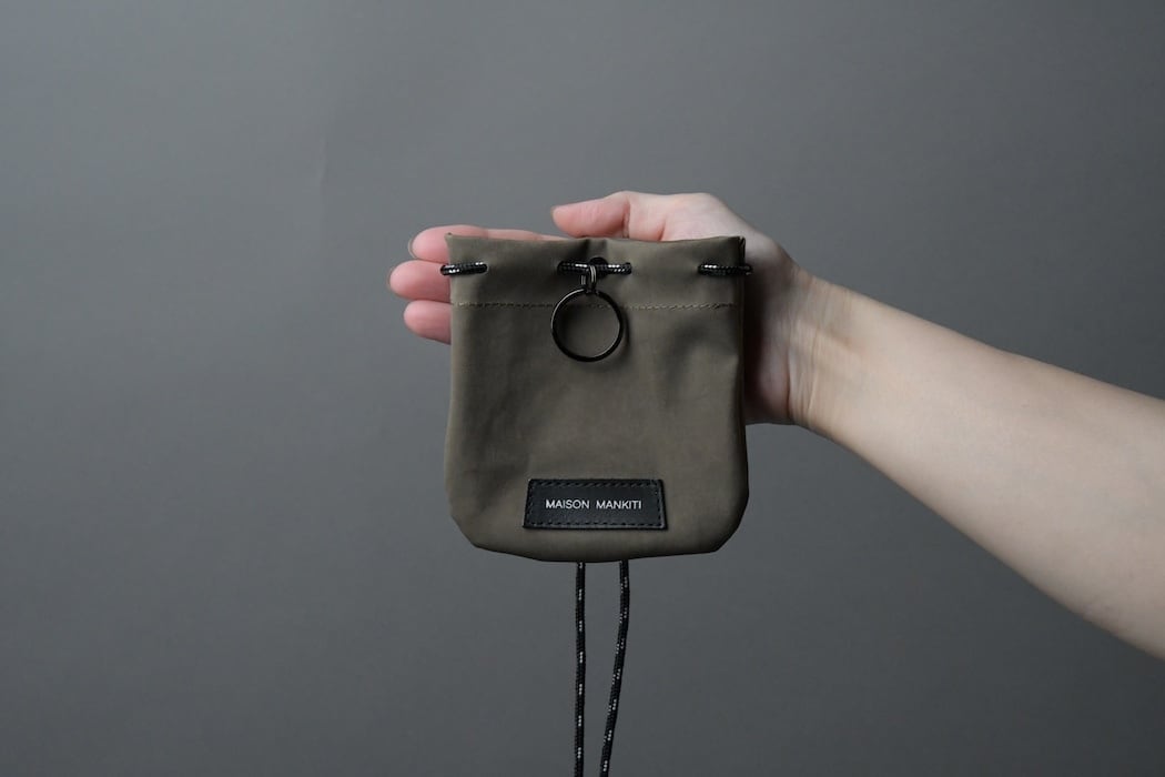 ネック キンチャク サングラスホルダー □オリーブ・ブラック