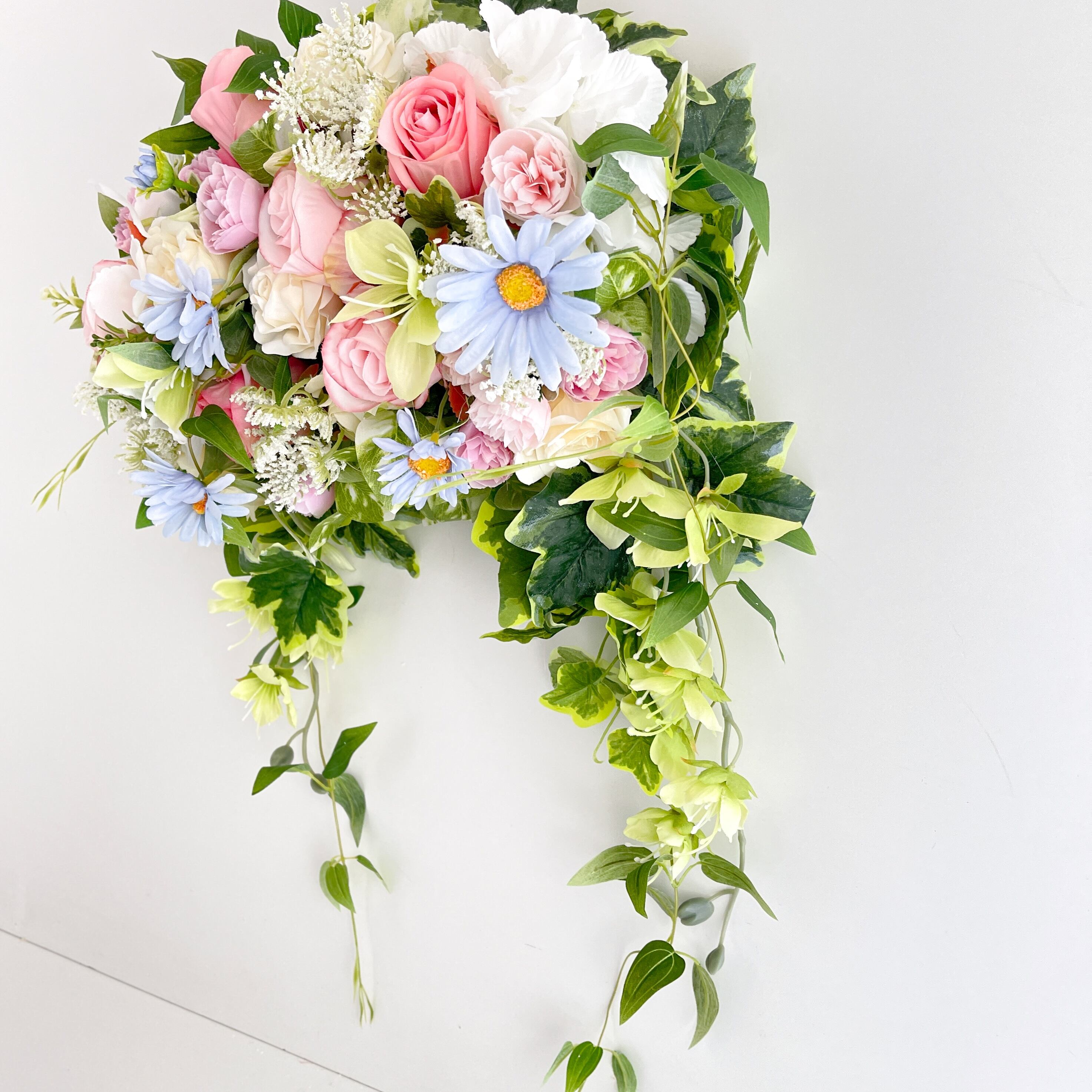 光触媒フラワー 春の光を纏うフラワーリース お部屋を格上げする大人の