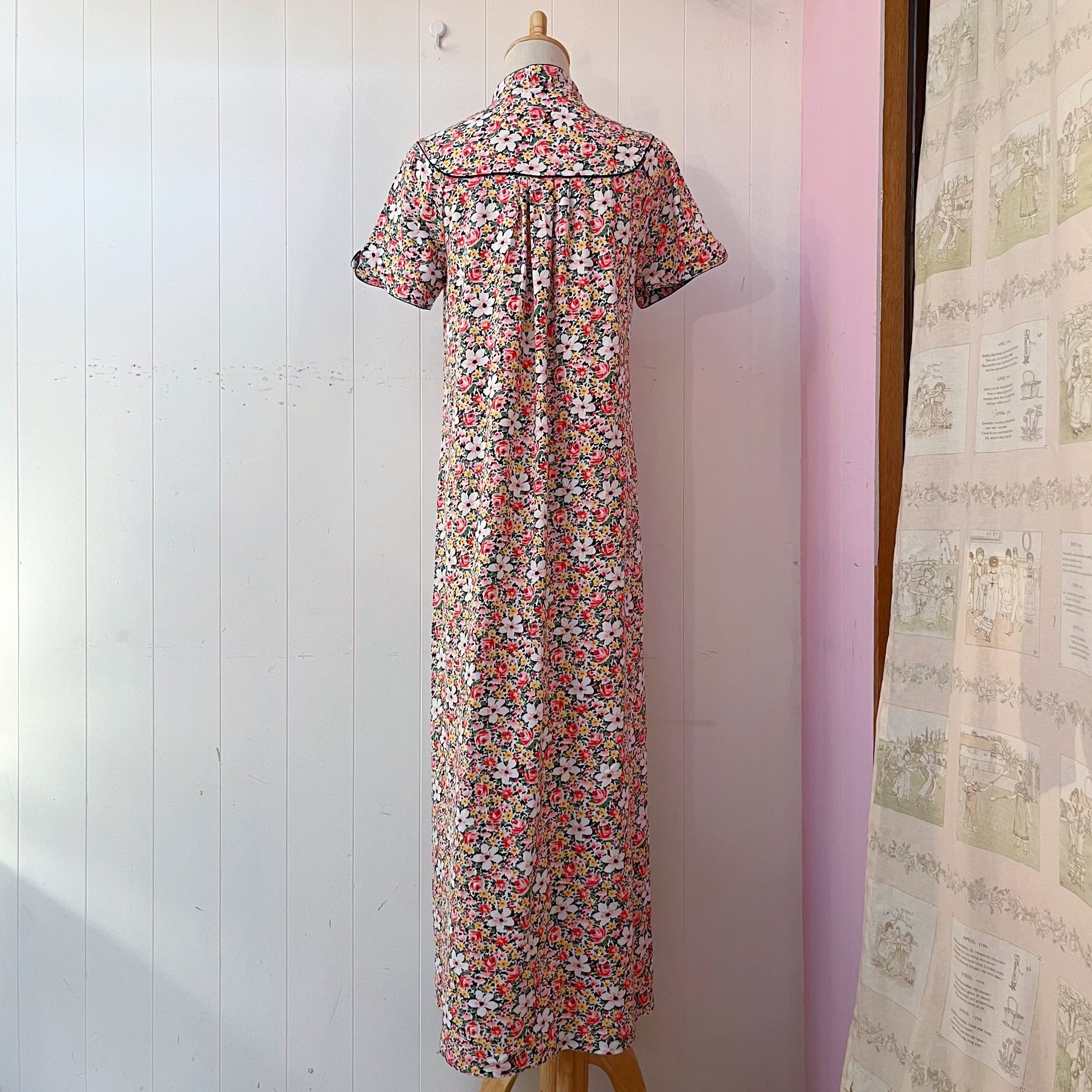 flower toggle button neglige one-piece