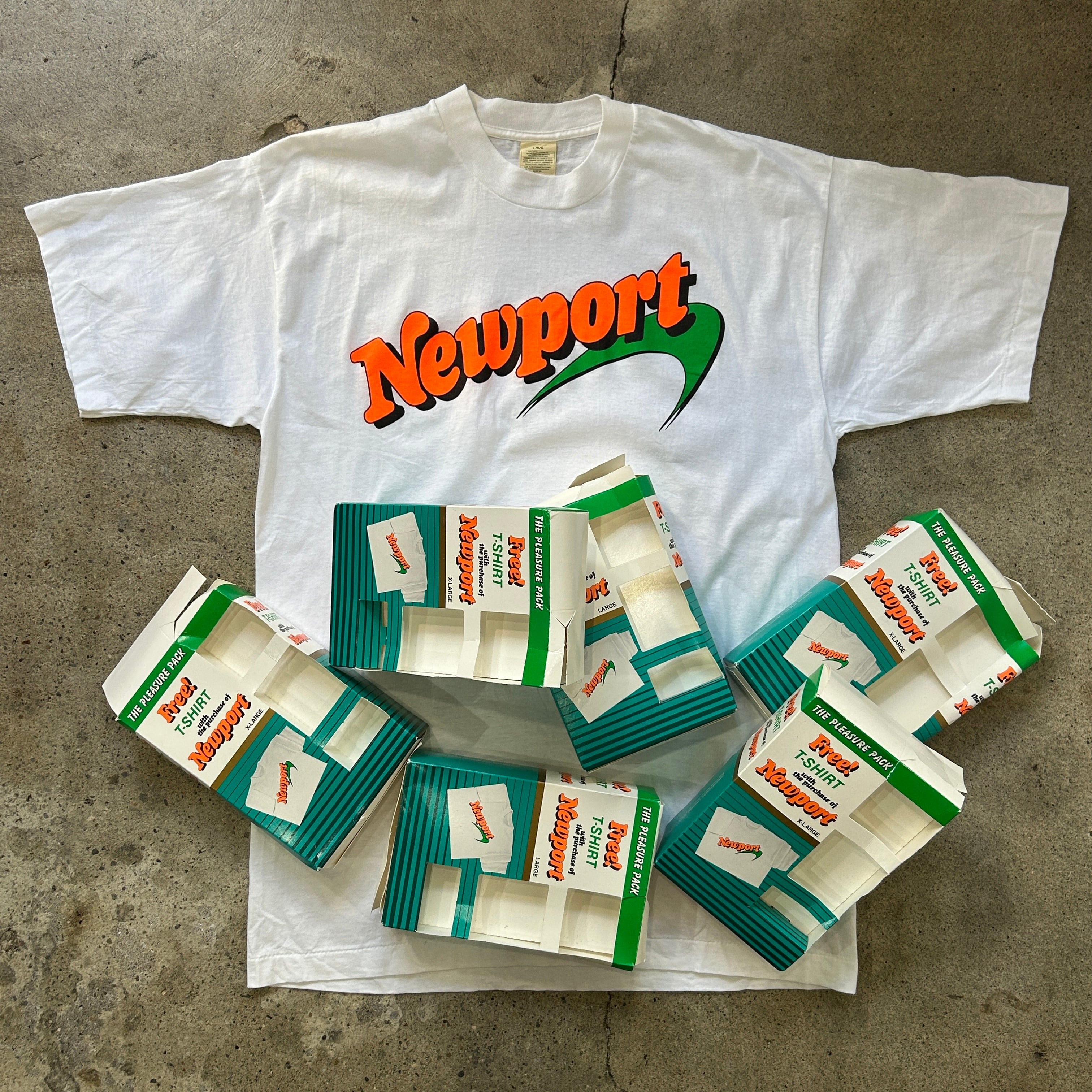 L 箱付きDeadstock Newport 90s シングルステッチTシャツ ニューポート | ENCOUNT powered by BASE