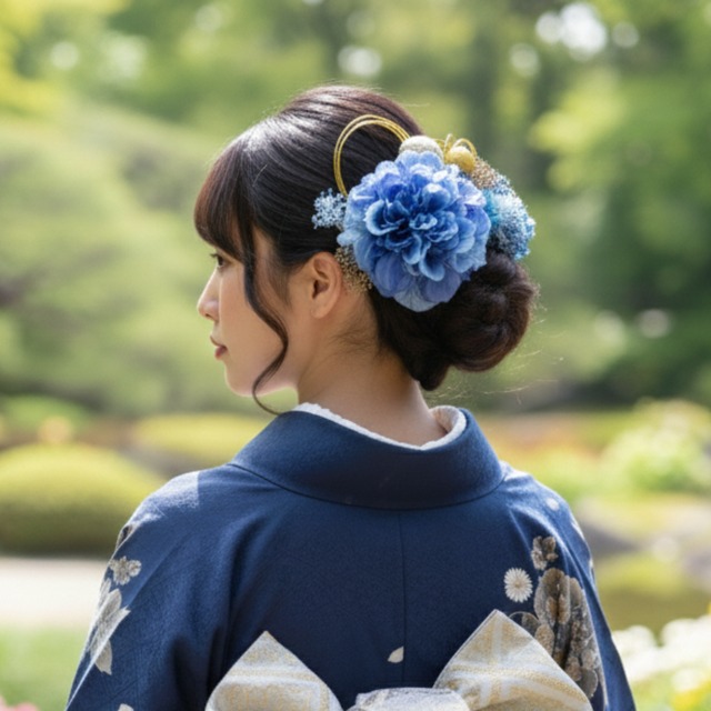 ロイヤルブルーダリアとゴールド髪飾り　卒業式 成人式 プリザーブドフラワー ヘッドドレス 和装 結婚式 髪かざり 花 青　送料無料