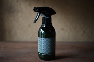 Komons | トイレクリーナー Shelter from the Storm ボトル(300ml)