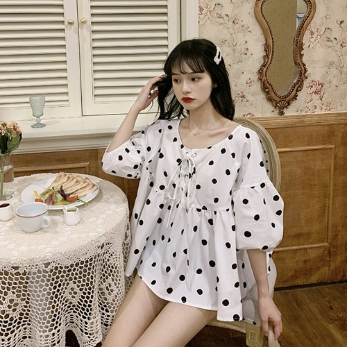 ✞ きれいめ☆クロスストラップ 水玉シャツブラウススリーブ ランタンスリーブ スウィート ✞ゴスロリ SM ミリ 甘ロリ クラロリ 和ロリ エレガント 黒ロリ 姫ロリ 華ロリ BB-BB3170892