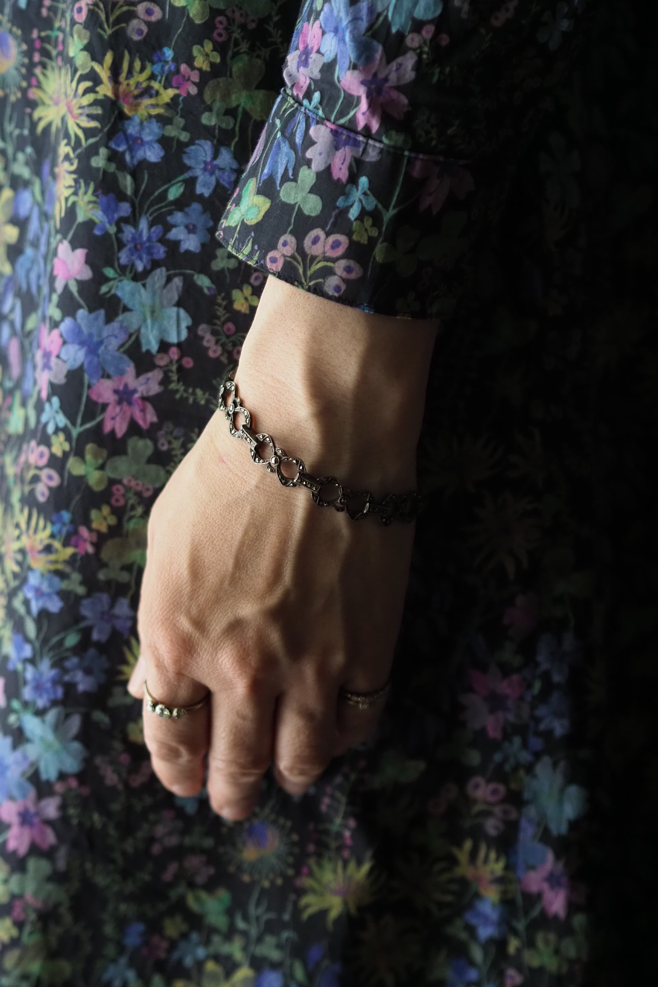 連なるマーカサイトブレスレット-antique marcasite bracelet