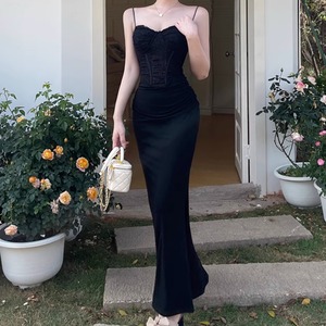 ドレス ワンピース サスペンダースカート サスペンダードレス パーティー 演奏会 発表会 ステージ 舞台 キャバ ダンス 衣装 ラウンジ クラブ ロング 袖なし ノースリーブ 襟なし マーメイド スレンダー スリム 細身 ハイウエスト 可愛い きれいめ シンプル 大人可愛い 上品 おしゃれ かっこいい エキゾチック キュート ガーリー クール モード エレガント モダン 主役級 存在感 とろみ感 抜け感 クラシック 清楚 ゴージャス エレガント セクシー 華やか 美脚 脚長 S M L XL パープル