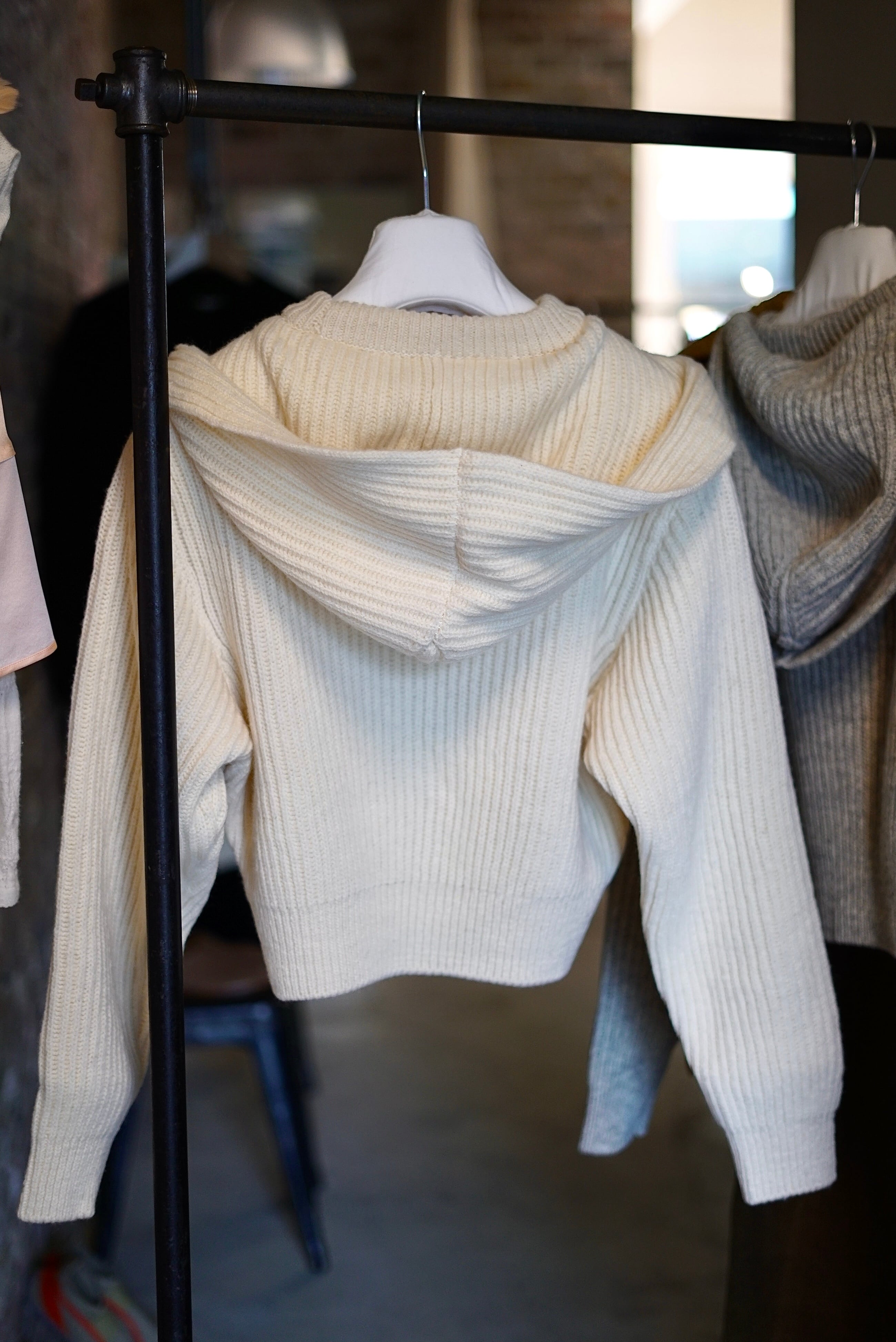 FUMIKA_UCHIDA / SHETLAND RIB STITCH HOODED PULLOVER (IVORY , TOP