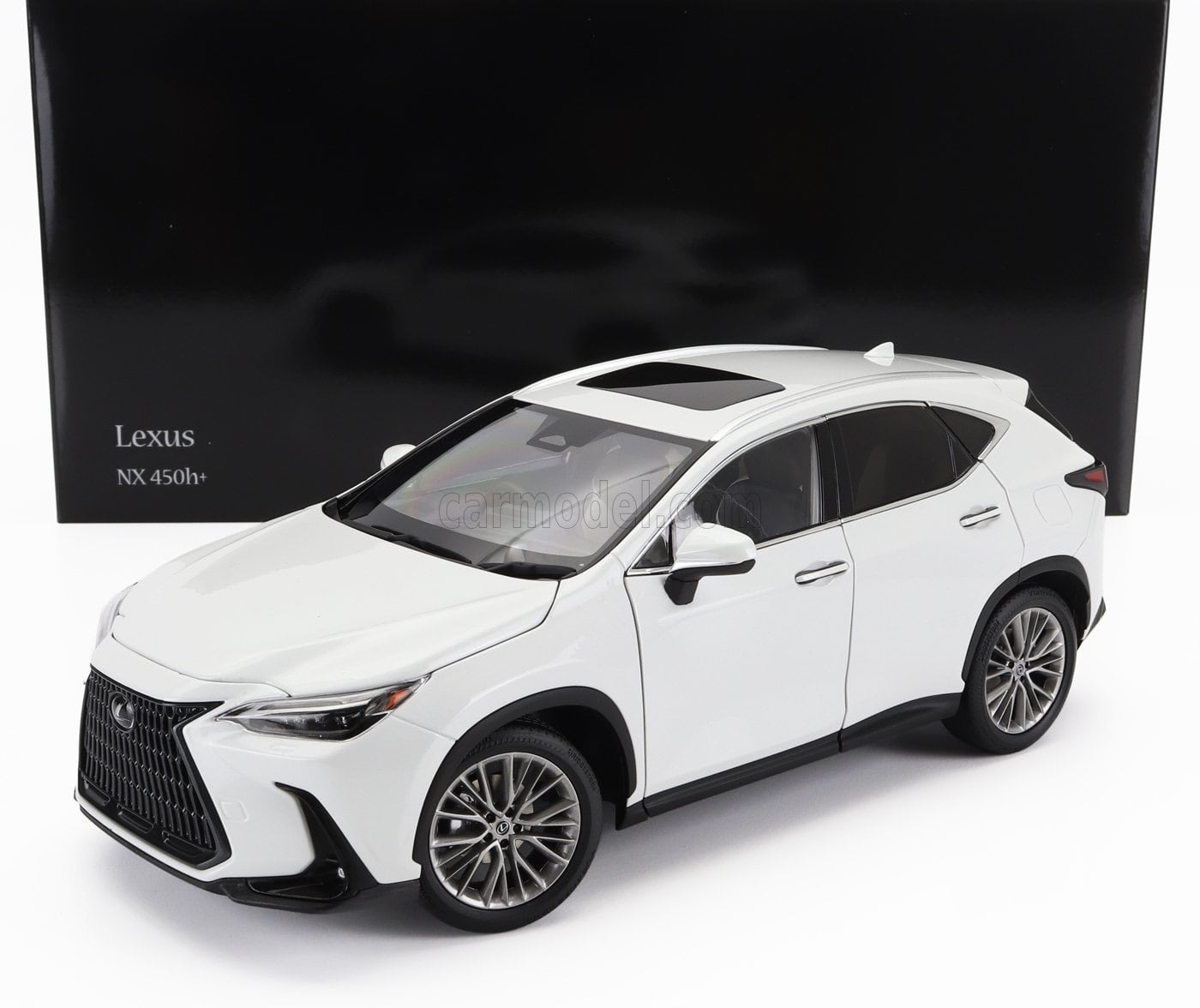 ミニカー 1/18 レクサス NX450H KYOSHO 1/18 LEXUS NX450H 2022 ミニカー 1/18 レクサス NX450H KYOSHO 1/18 LEXUS NX450H 2022