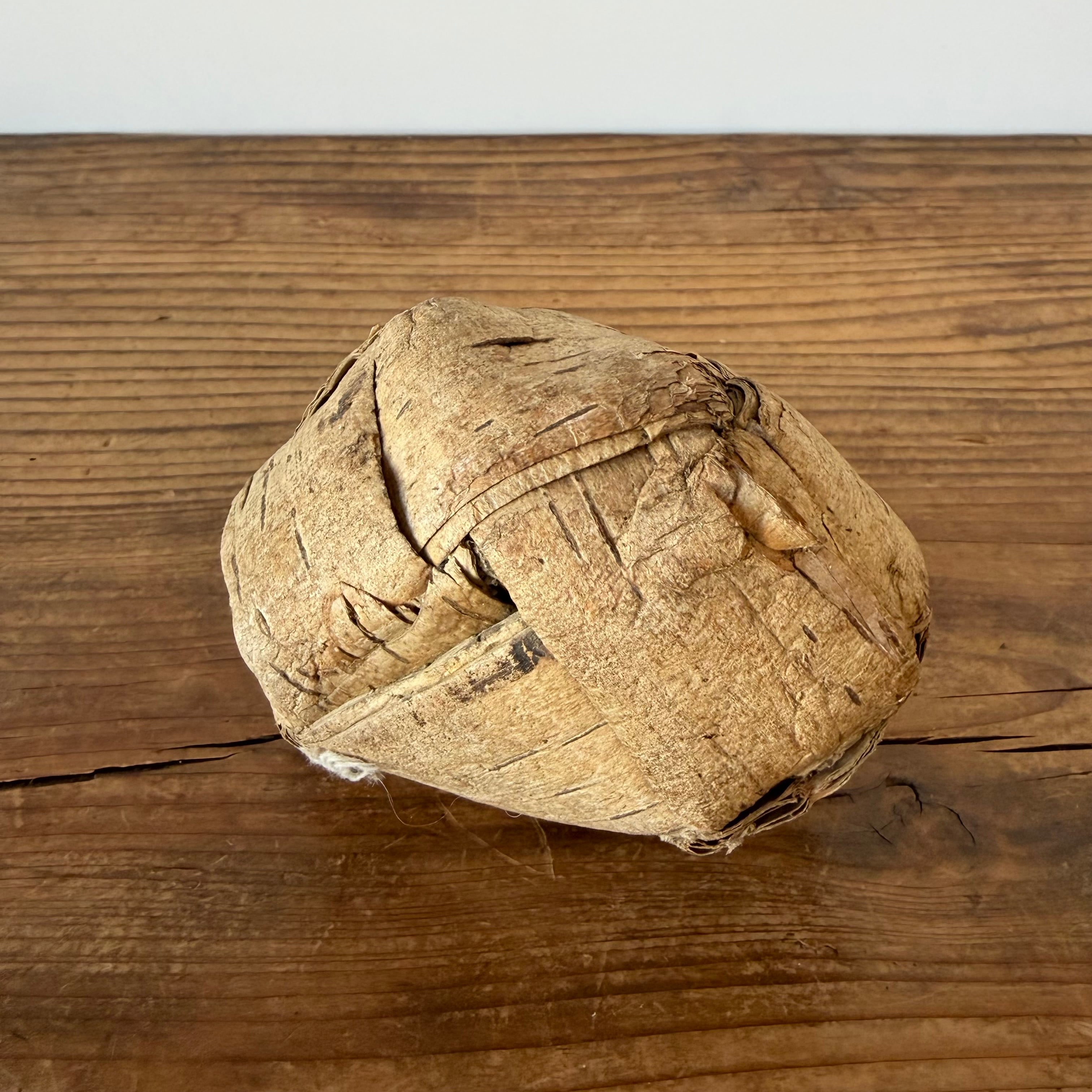 Fishing Weight / Birch Bark & Stone | troldhaugen antiques ｜ 北欧