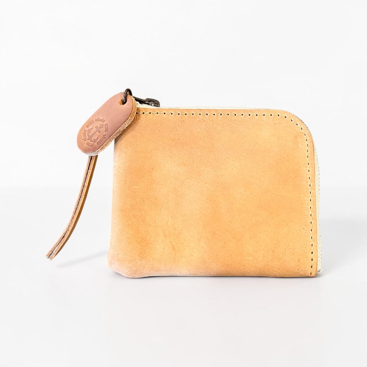 財布 | clueto