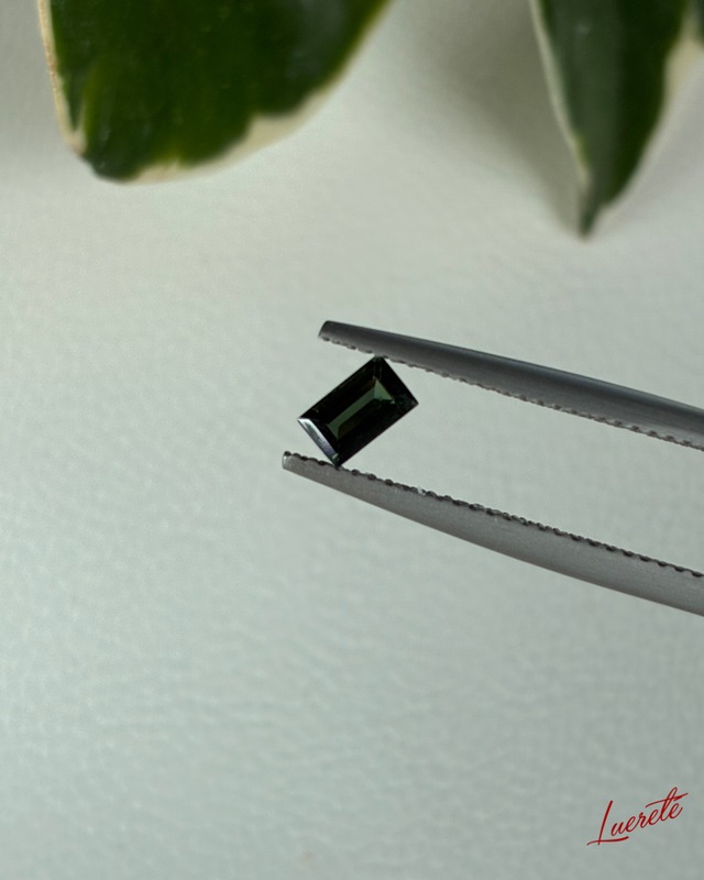 Green Tourmaline 0.30ct｜天然グリーントルマリン【LE-0089】