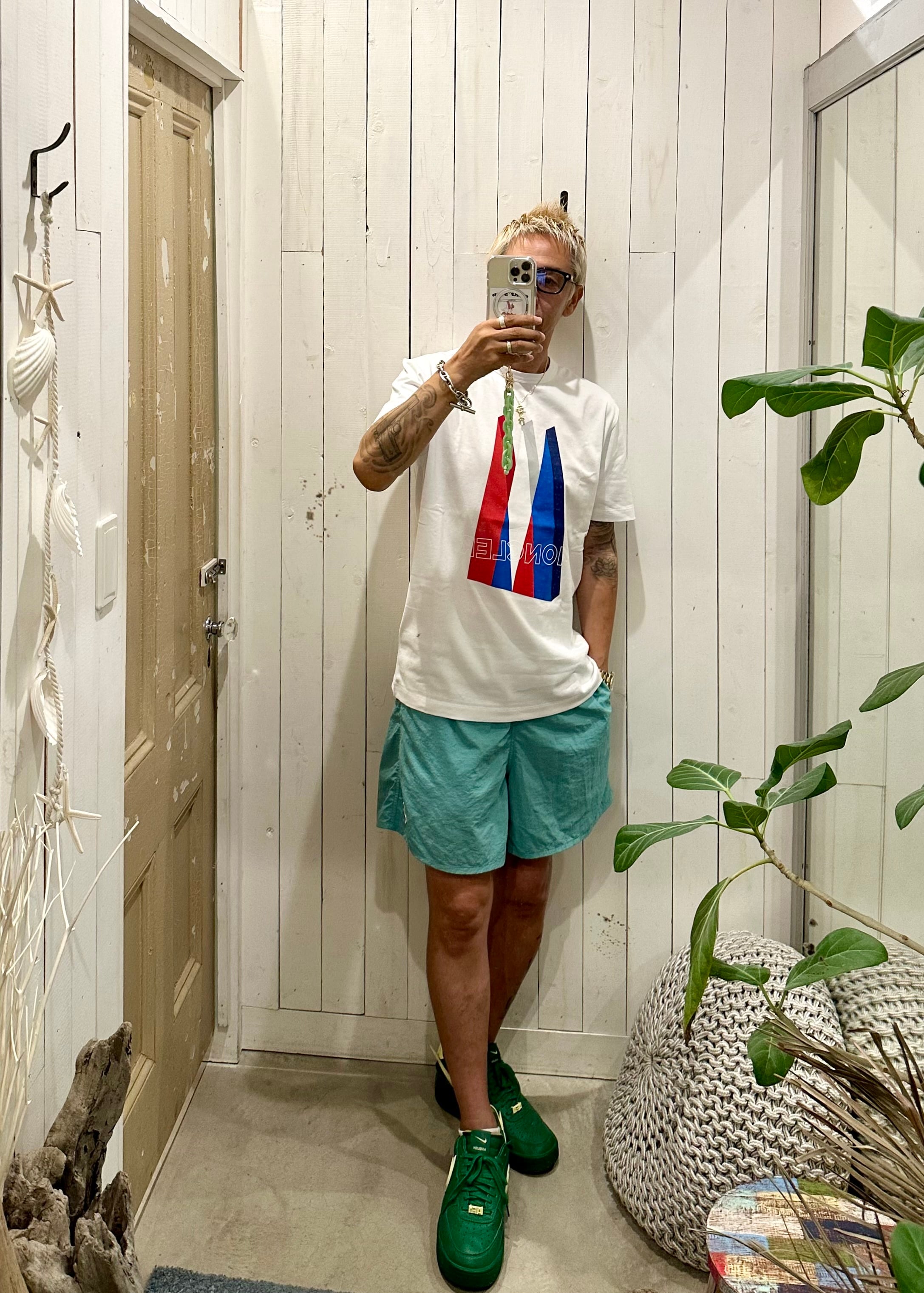 MONCLER半袖Tシャツ ¥46,200→¥37,800+tax