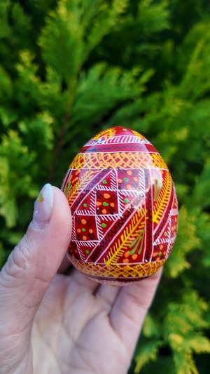 装飾用木製プィサンカ（イースターエッグ）with stand　コロミヤモデル