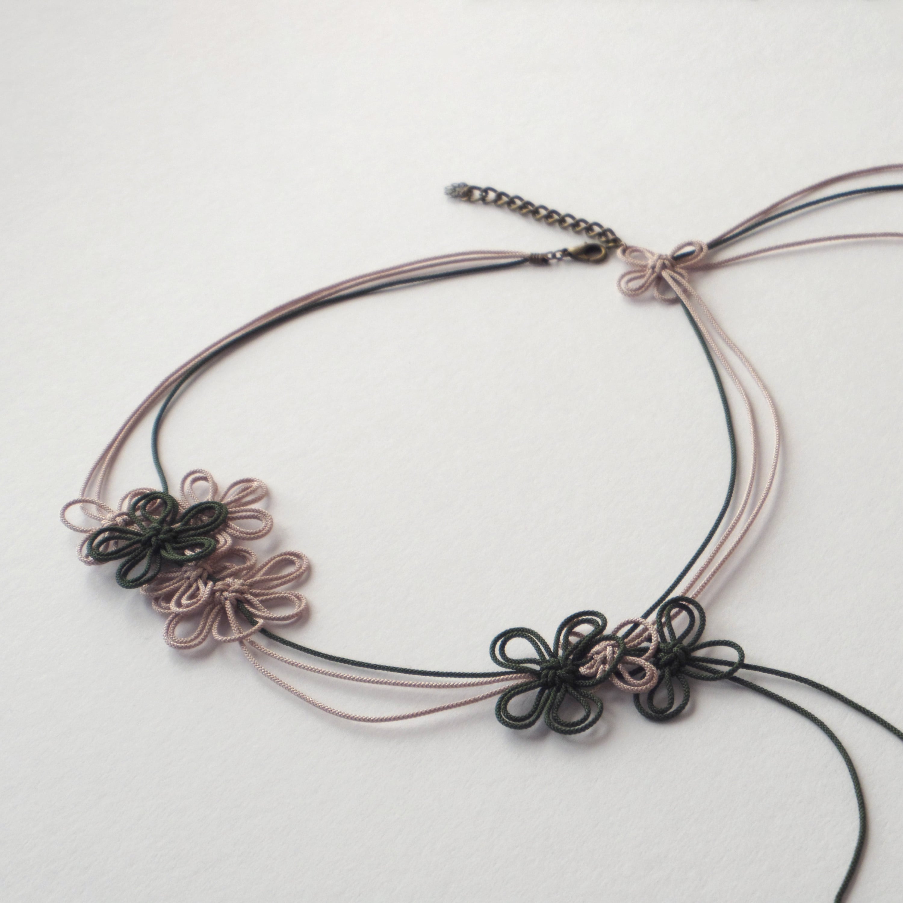【新作】チョーカー「爛漫と萌」(深緑×薄茶)