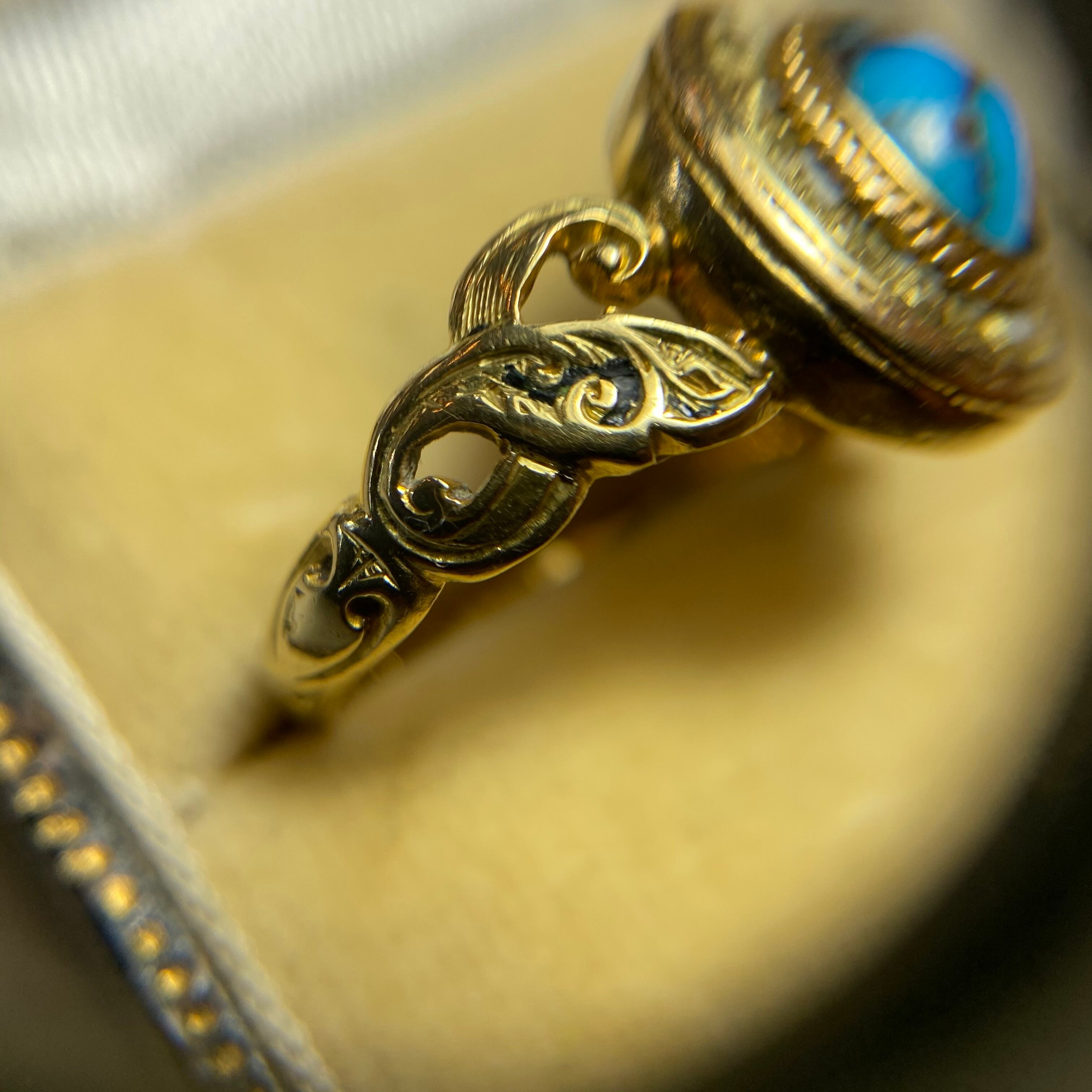 アンティークイギリス英国ホールマーク1873年18金メモリアルリング