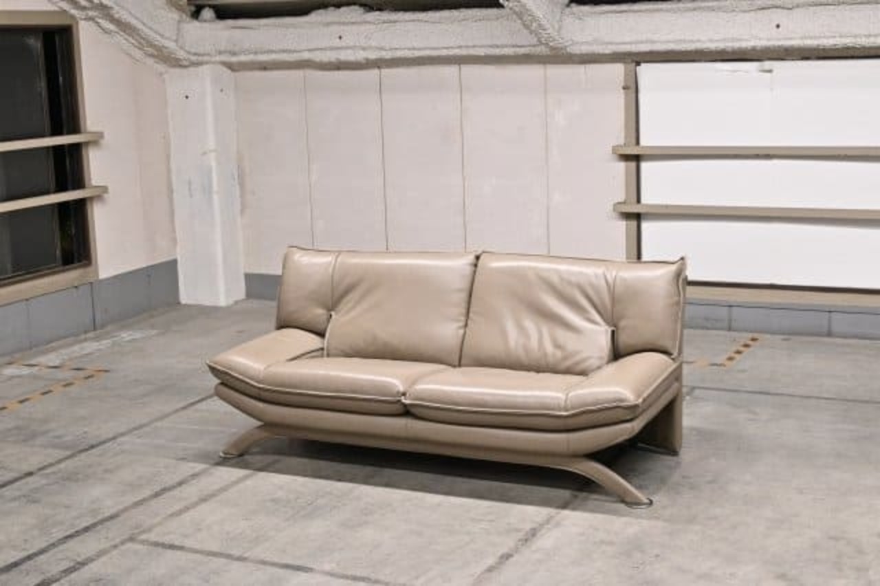 イタリア製 NICOLETTI HOME 2人掛けソファ本革 2P 高級 ラブソファ モダン ニコレッティ【中古家具/中古インテリア/USED家具ユーズド家具/リサイクル】