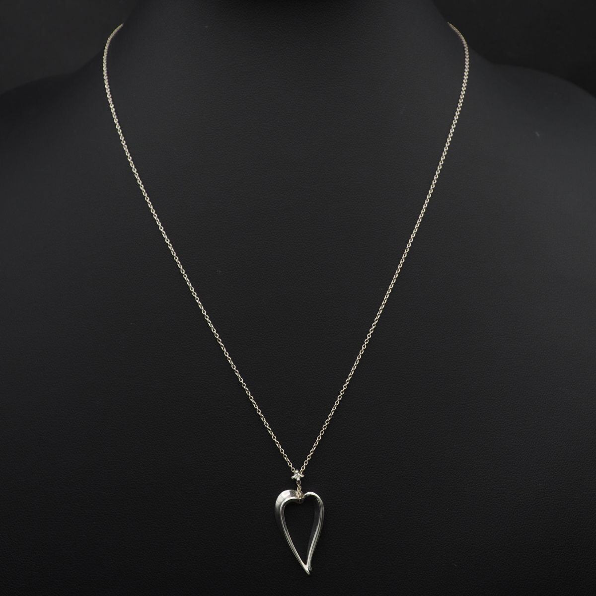 福袋 ネックレス 牛 ヒスイ 本翡翠 誕生日プレゼント 金運アップ 丑年 鑑別書有 福袋 ネックレス 牛 ヒスイ 本翡翠 誕生日プレゼント 金運アップ 丑年