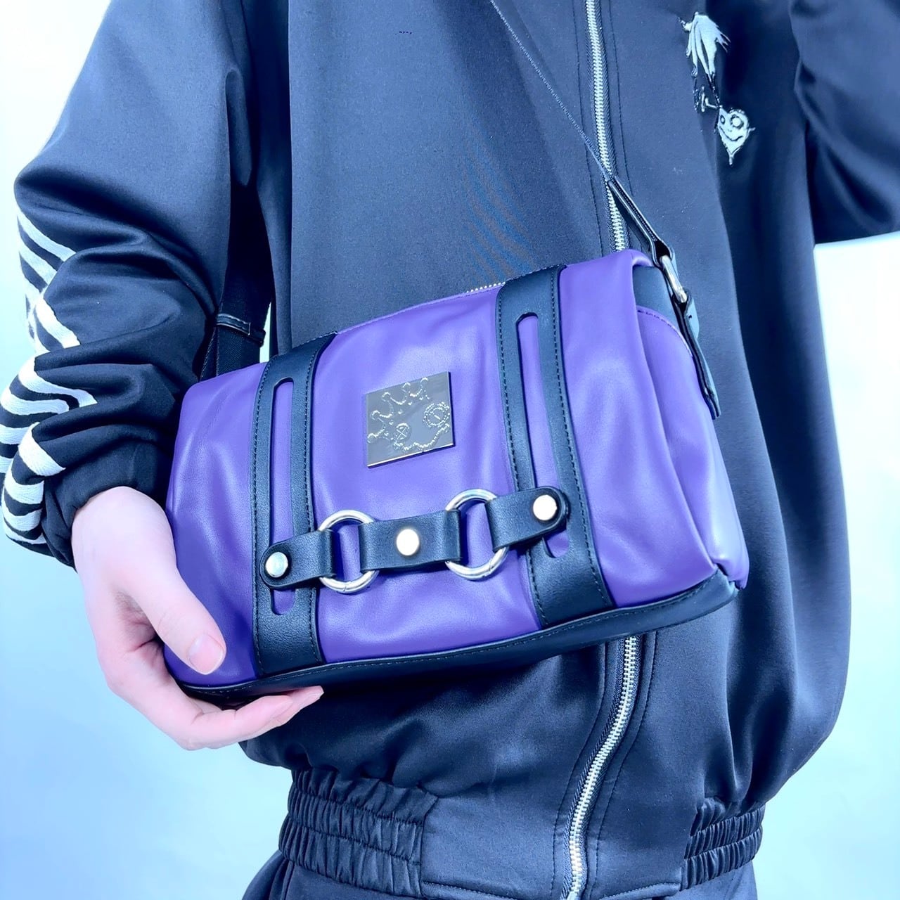PURPLE×BLACK COMPACT SHOULDER BAG【メタルプレート付き】 | NIER