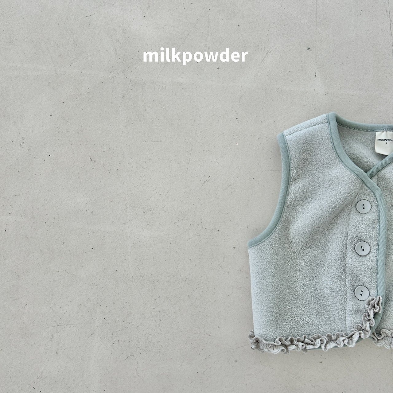 ミルクパウダー / milkpowder / ポグニフリースベスト / 韓国子供服 / キッズ / 26winter〖取寄〗*XS~XL*