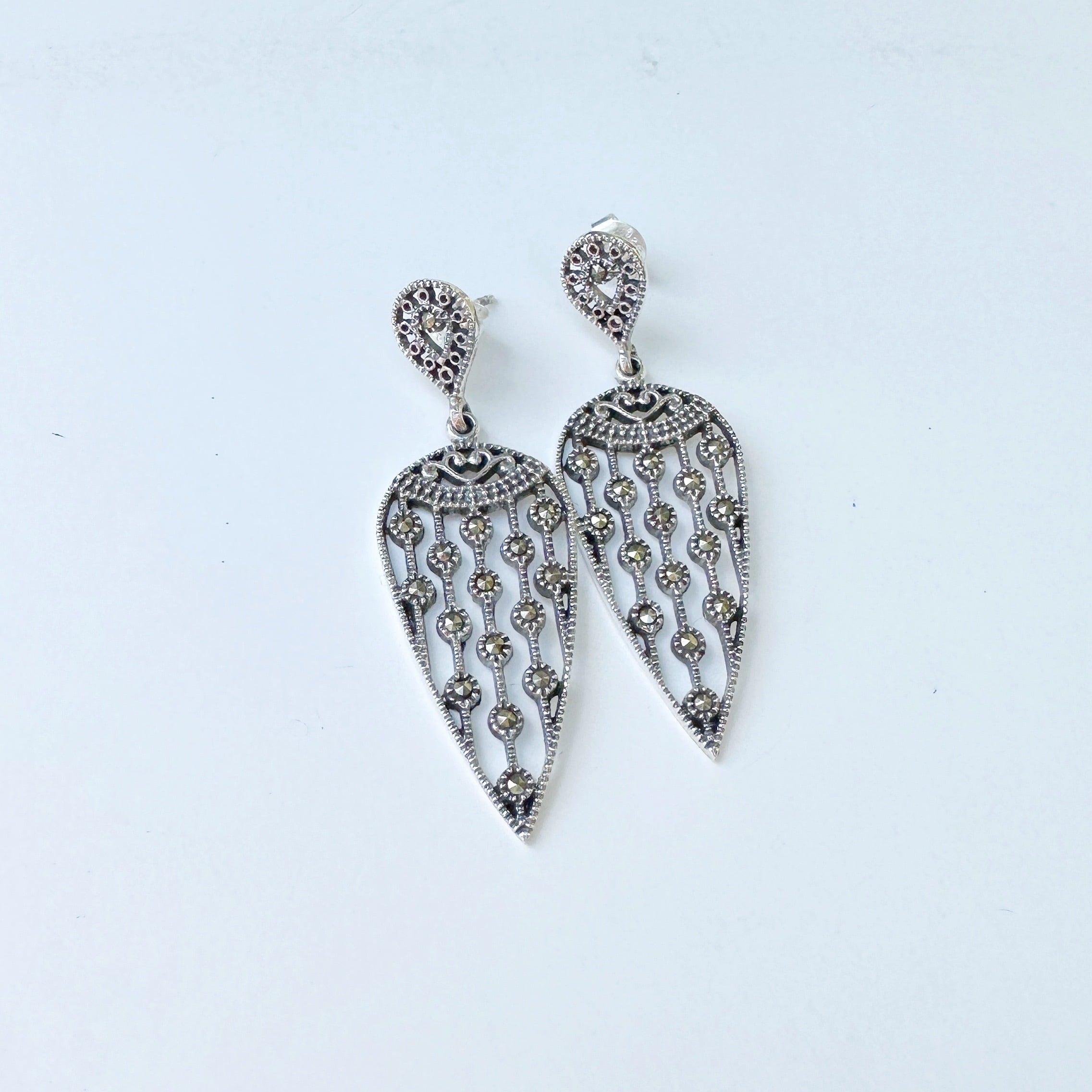 ラグジュアリー コレクション マーカサイト ぶどう ピアス | 【公式