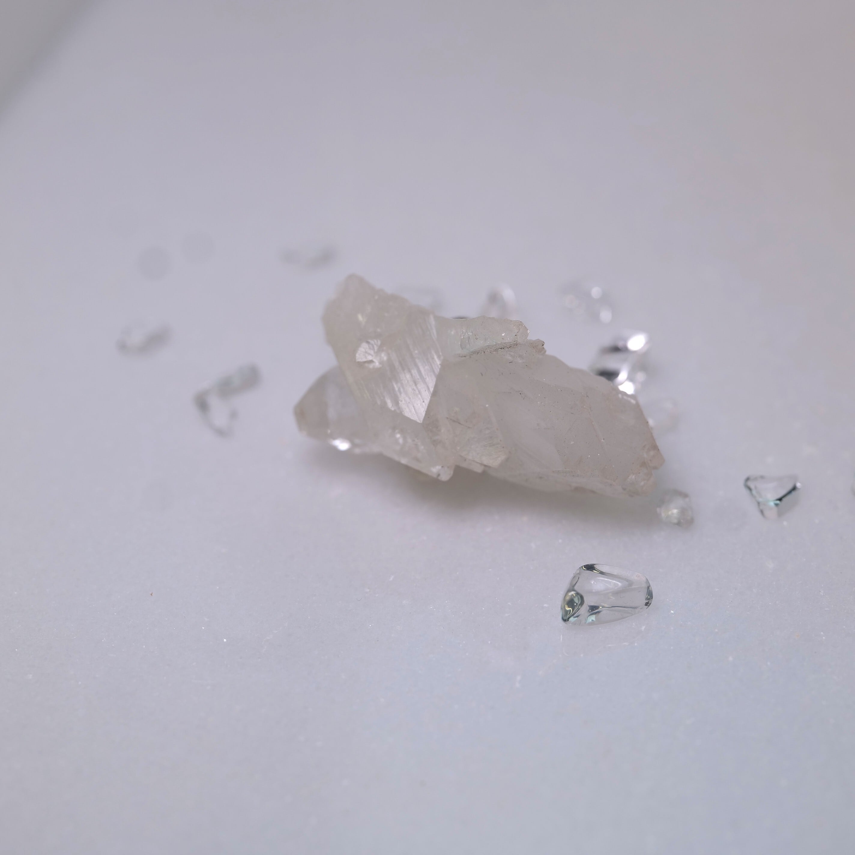【高次の周波数へと導き、本来の可能性を開花させる】アポフィライト クラスター　G8_1