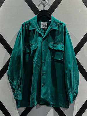 【X VINTAGE】"80's" Beautiful Green Color Vintage Loose Open Collar Silk Shirt
