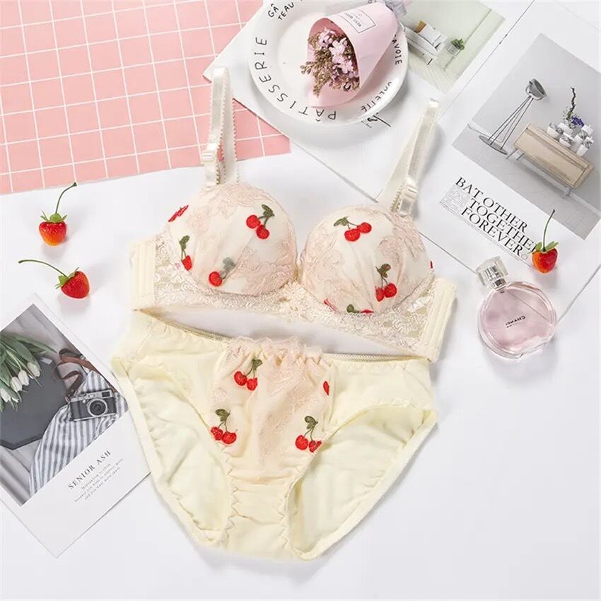フルーツ様 専用商品 ブラジャー2点おまとめ