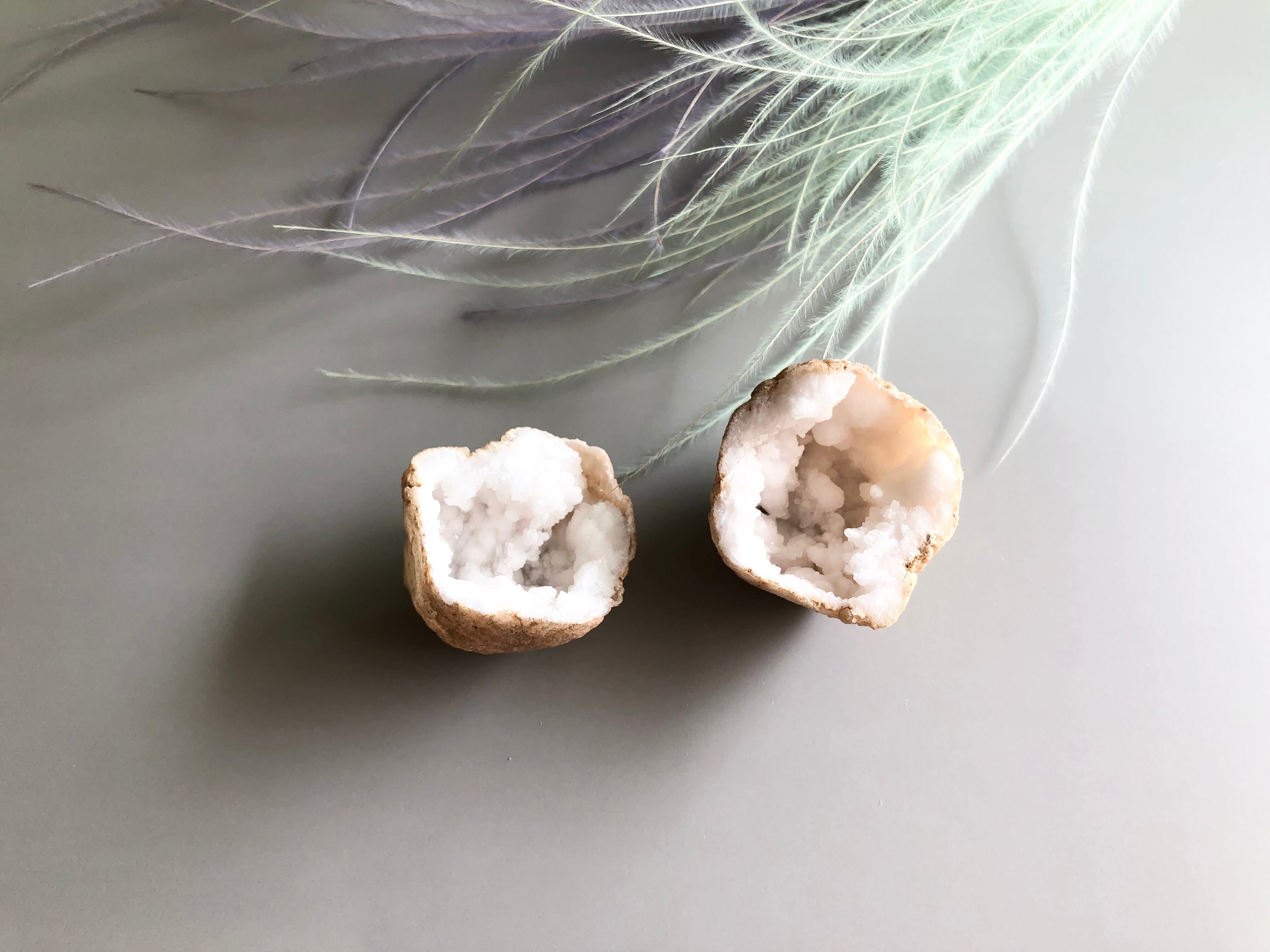 コロンとかわいい⭐︎ジオードボールペア　晶洞