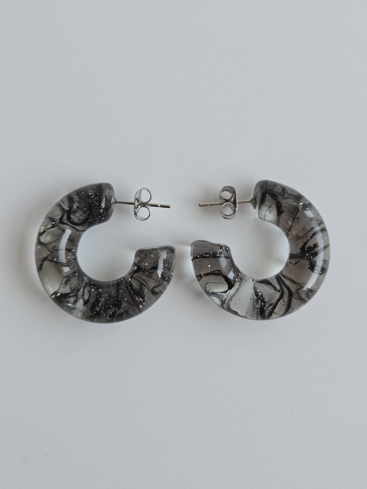 PUKKURI hoop. [black/white/blue] - 2