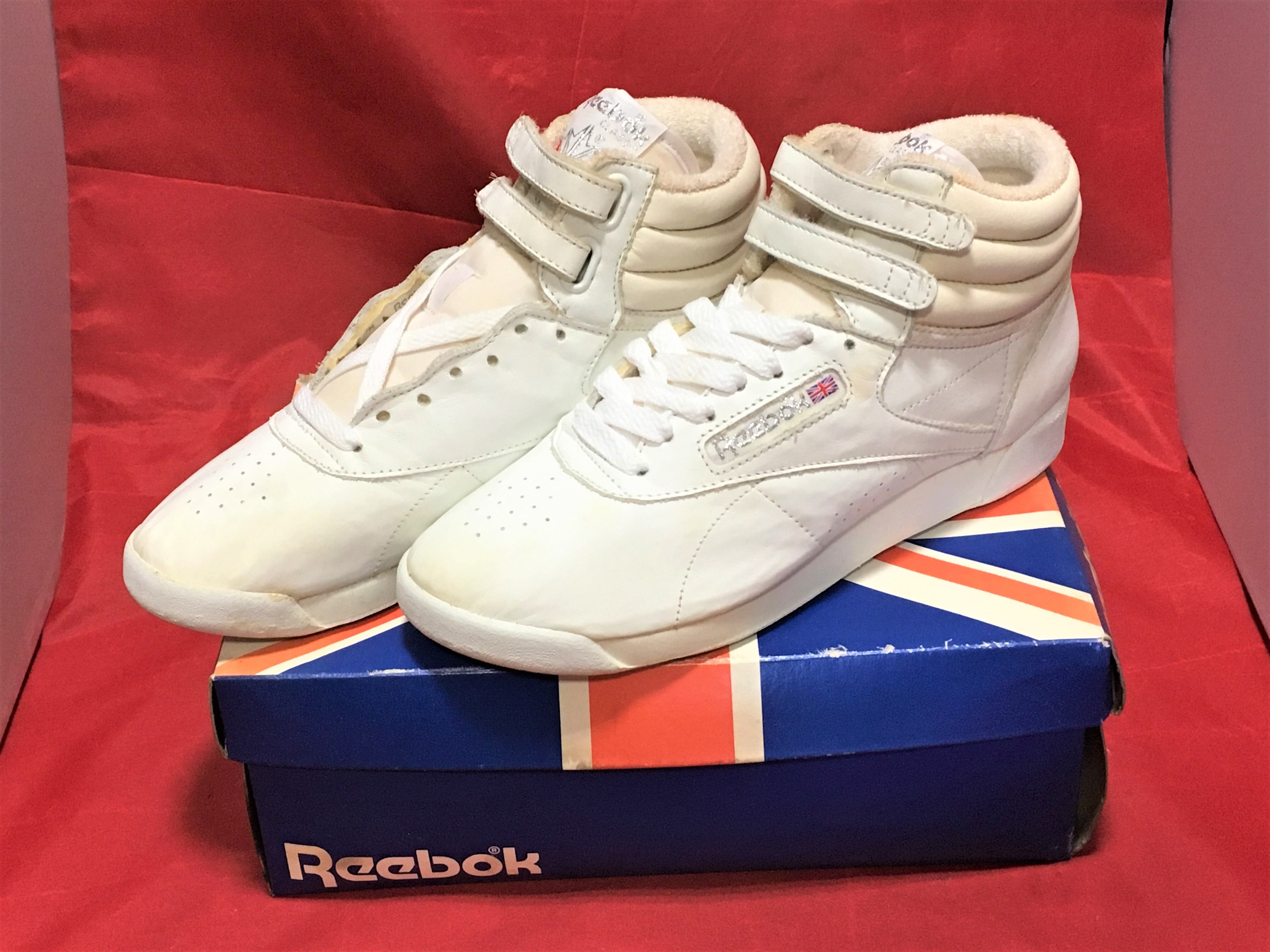 Reebok フリースタイルハイ　23cm