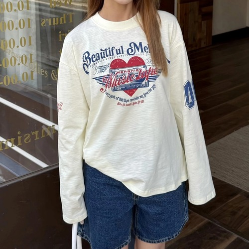 カレッジロゴハートグラフィックロングTシャツ 1col R02713