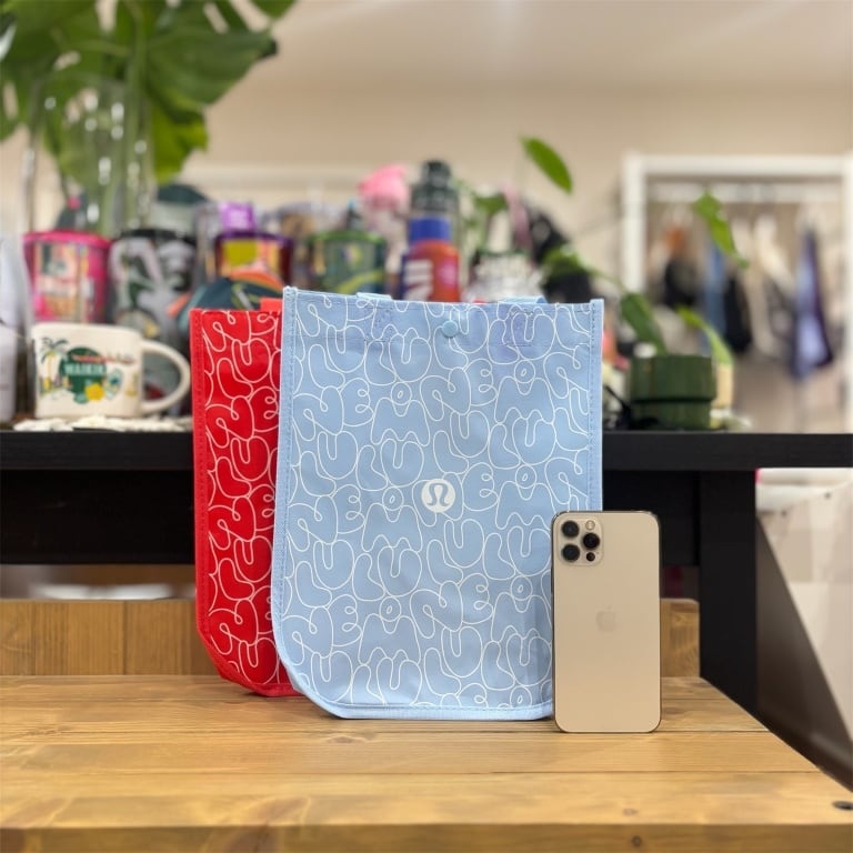 lululemon】ルルレモン 最新 ミニサイズ エコバック レッド ブルー