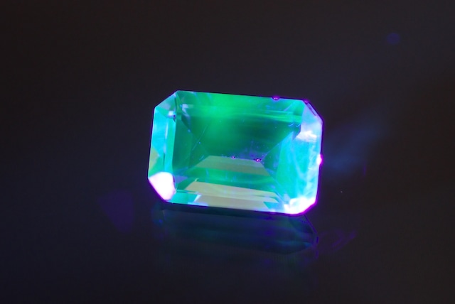 ハイアライトオパール　0.48ct　 [D5-108]