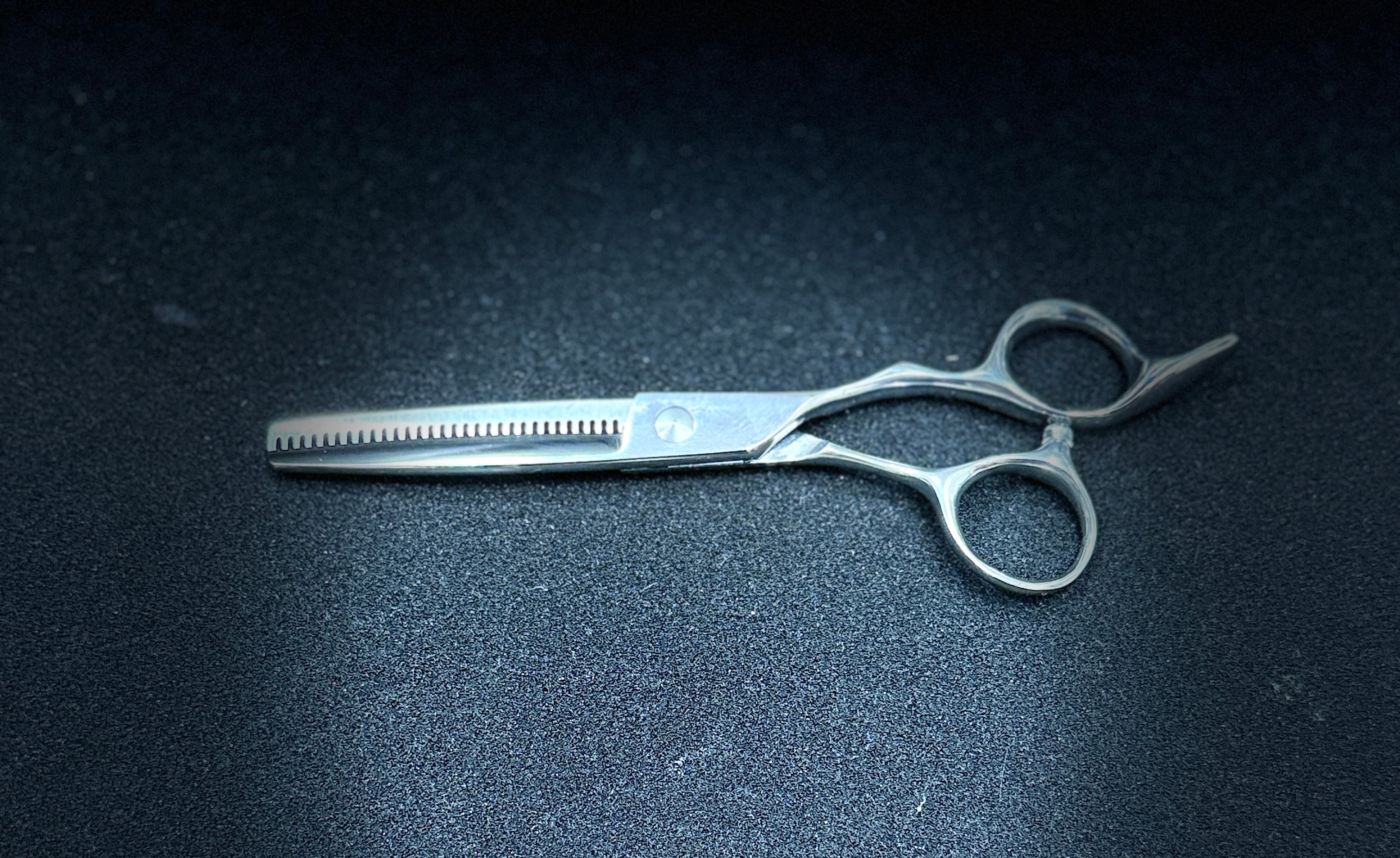 Ban's BarBer cluB