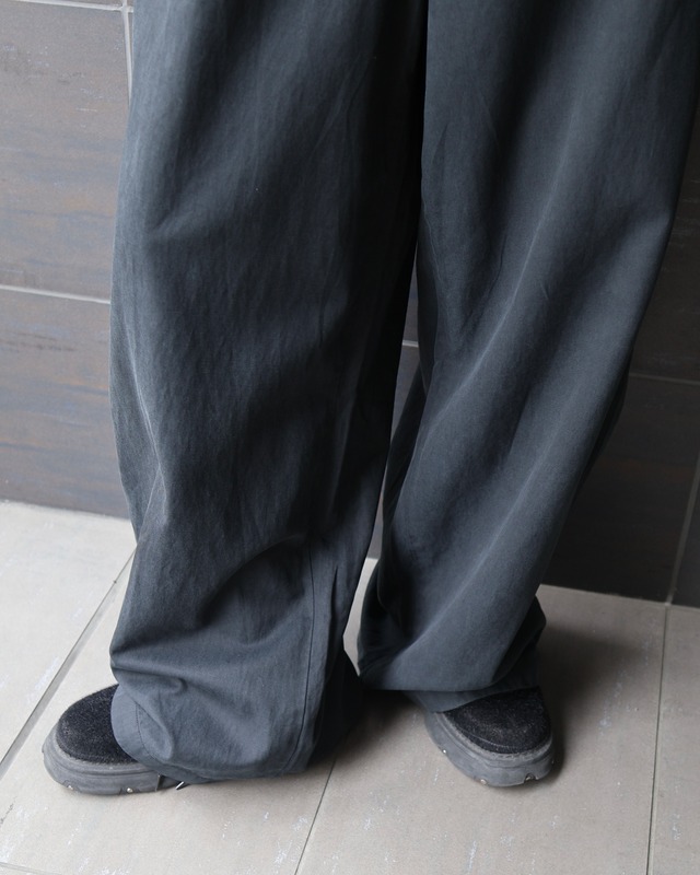 2-pleat super wide slacks