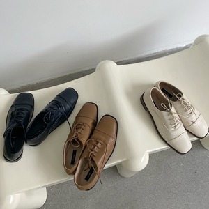 Square head shoes