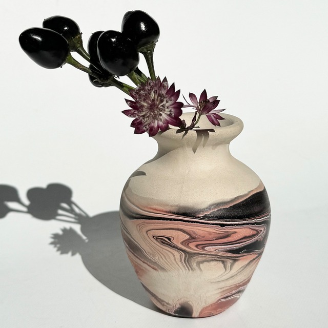 Marble pattern vase