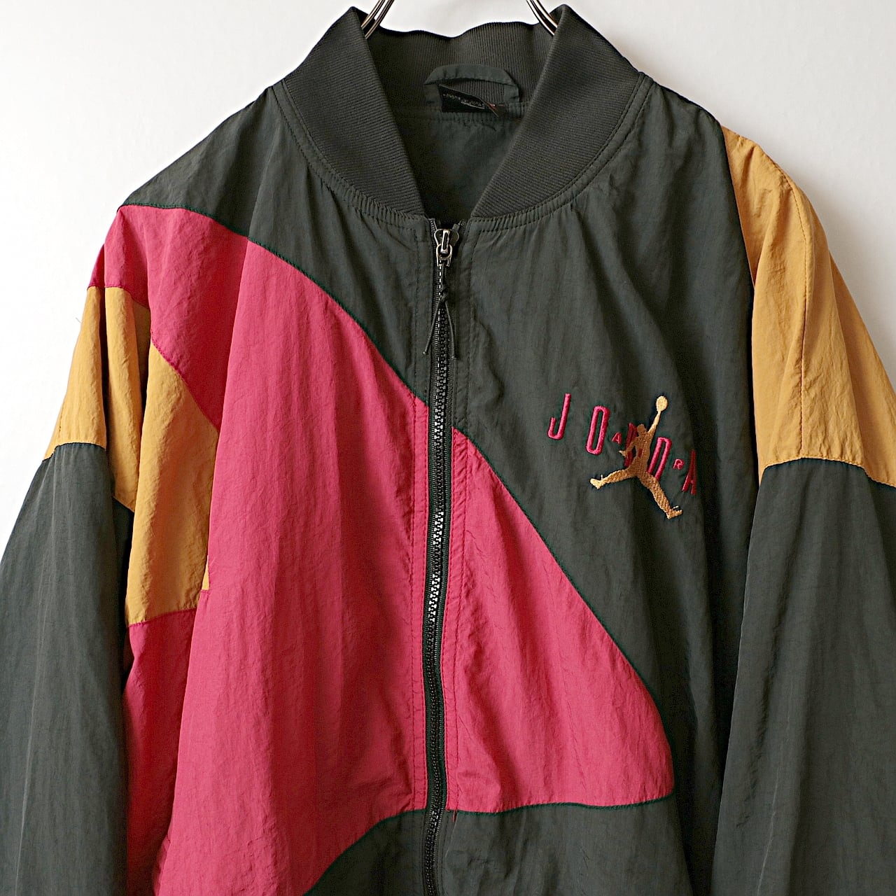 90s NIKE ナイキ JORDAN ジョーダン クレイジーパターン ナイロン ジャケット 古着 used | khaki select  clothing powered by BASE