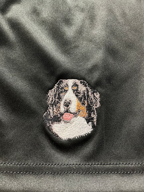 Dog embroidery comfortable shorts［Bernese Mountain］